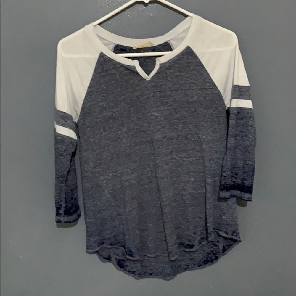 hollister half sleeve t shirt